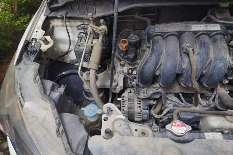 Used Honda Greiz 2016 1.5L CVT Classic Edition Engine Bay Right