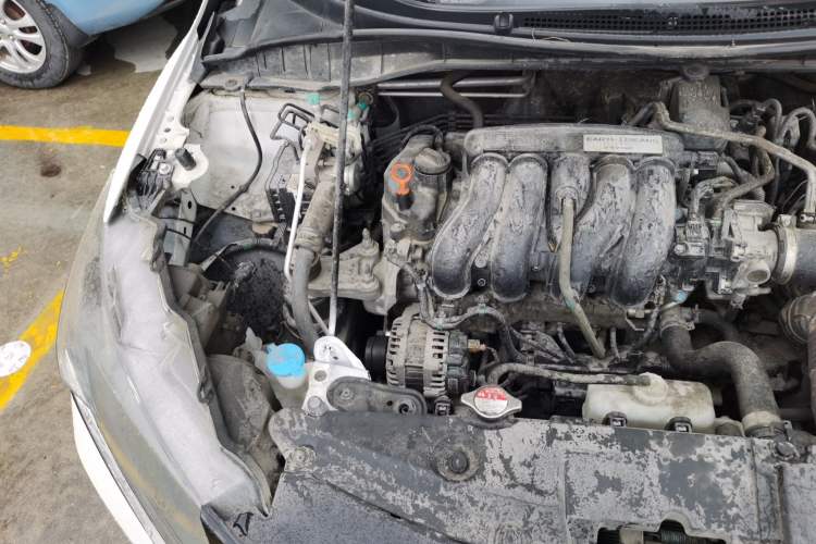 Used Honda Greiz 2016 1.5L CVT Comfort Version Engine Bay Right