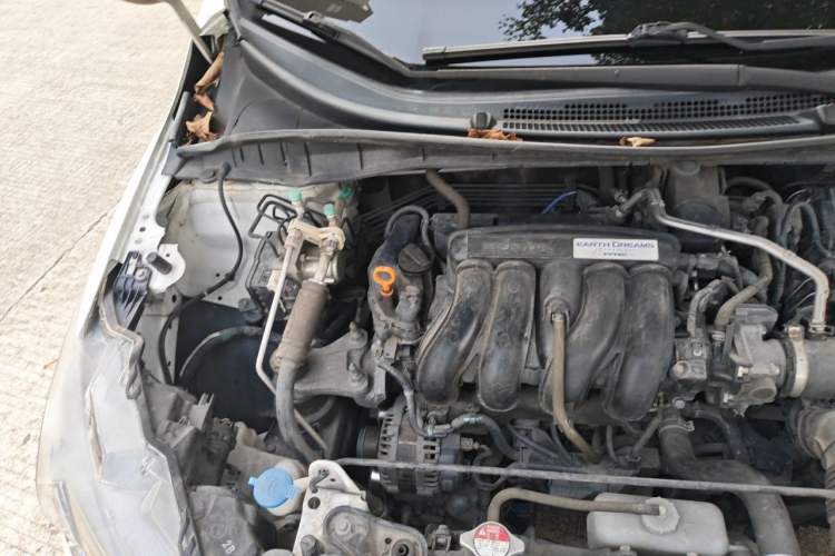 Used Honda Greiz 2016 1.5L CVT Fashion Edition Engine Bay Right