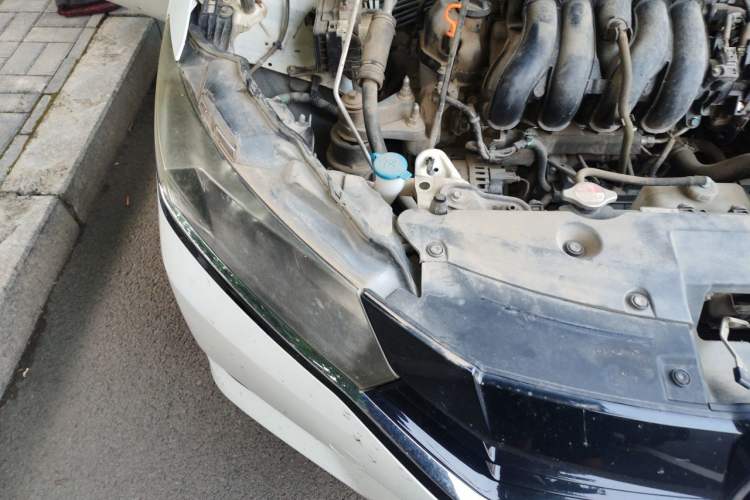 Used Honda Greiz 2016 1.5L CVT Comfort Version Engine Bay Right