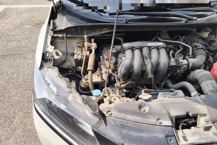 Used Honda Greiz 2016 1.5L Manual Classic Edition Engine Bay Right