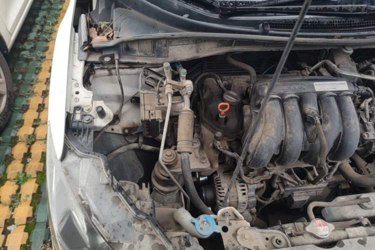 Used Honda Greiz 2016 1.5L CVT Classic Edition Engine Bay Right