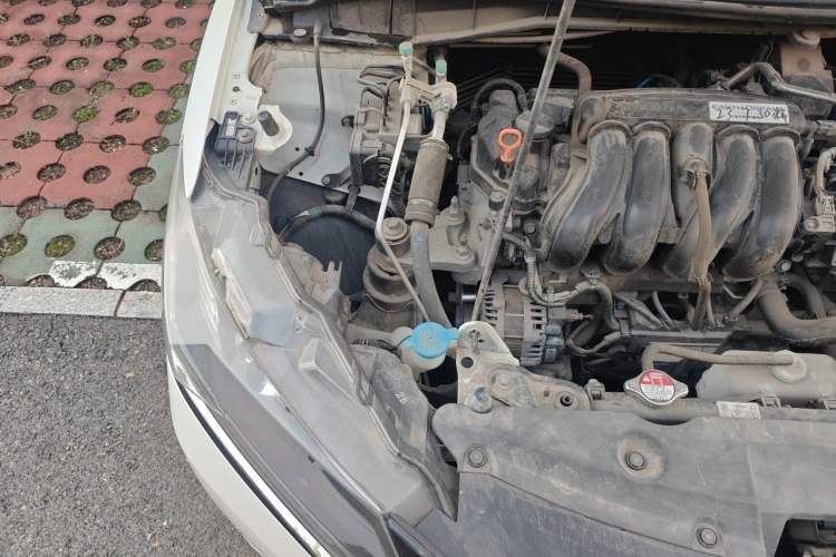 Used Honda Greiz 2016 1.5L CVT Classic Edition Engine Bay Right