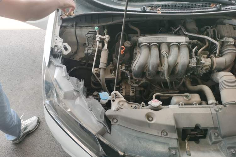 Used Honda Greiz 2016 1.5L CVT Classic Edition Engine Bay Right