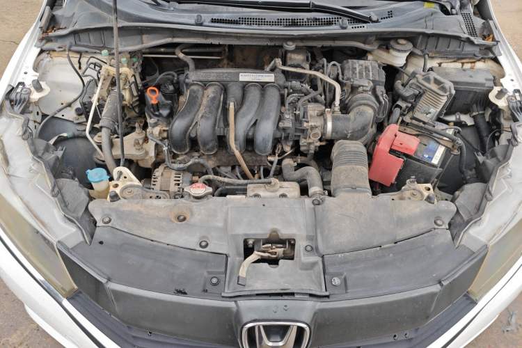 Used Honda Greiz 2016 1.5L CVT Comfort Version Engine Bay