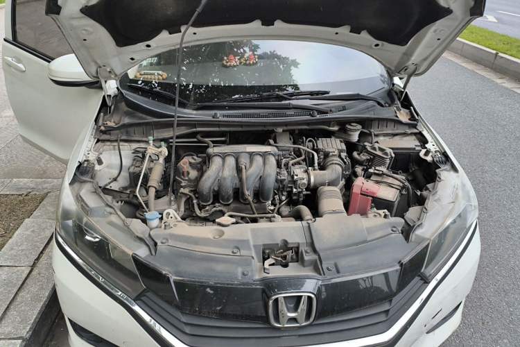 Used Honda Greiz 2016 1.5L CVT Classic Edition Engine Bay