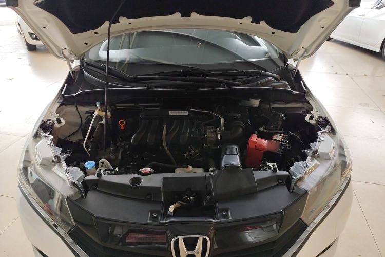 Used Honda Greiz 2016 1.5L CVT Classic Edition Engine Bay