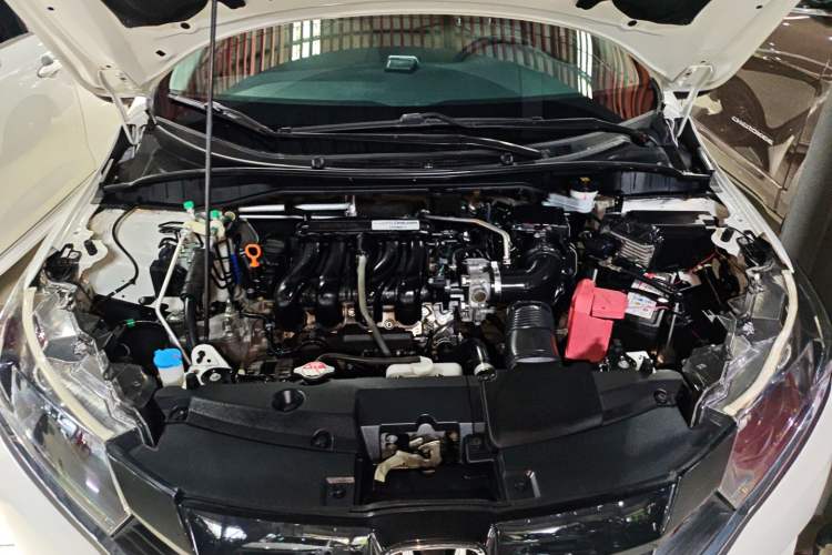 Used Honda Greiz 2016 1.5L CVT Classic Edition Engine Bay