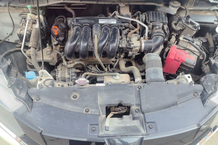 Used Honda Greiz 2016 1.5L CVT Comfort Version Engine Bay