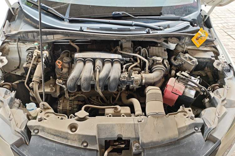 Used Honda Greiz 2016 1.5L CVT Classic Edition Engine Bay