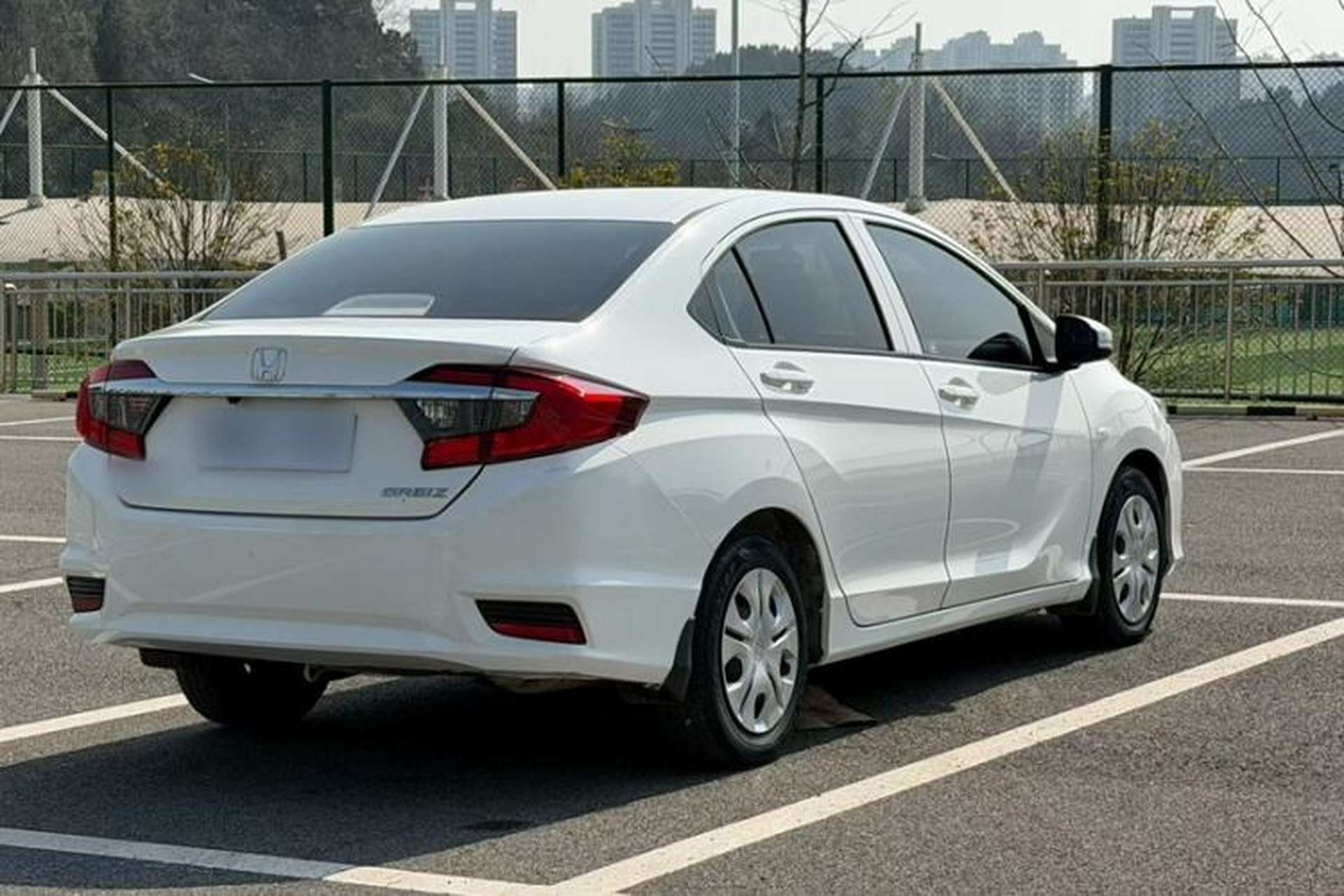Used Honda Greiz 2016 1.5L CVT Classic Edition Exterior 1