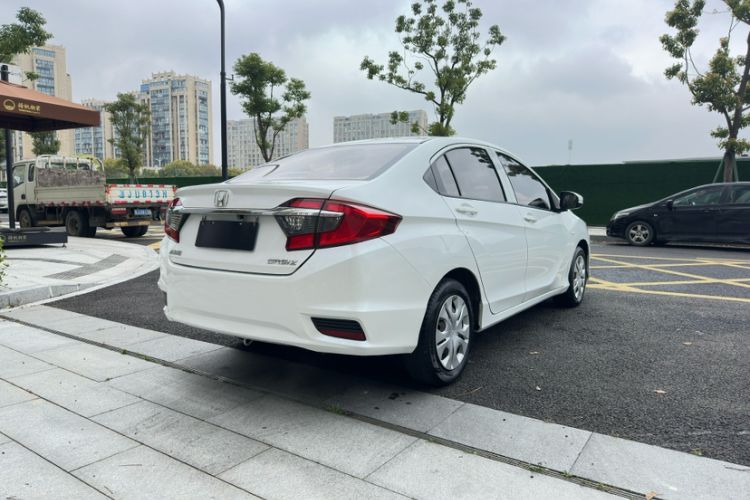 Used Honda Greiz 2016 1.5L CVT Classic Edition Exterior 2
