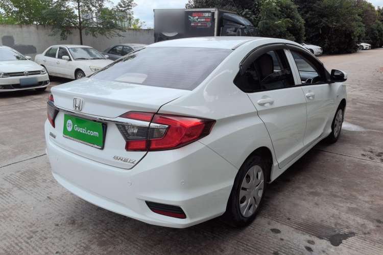 Used Honda Greiz 2016 1.5L CVT Classic Edition Exterior 3