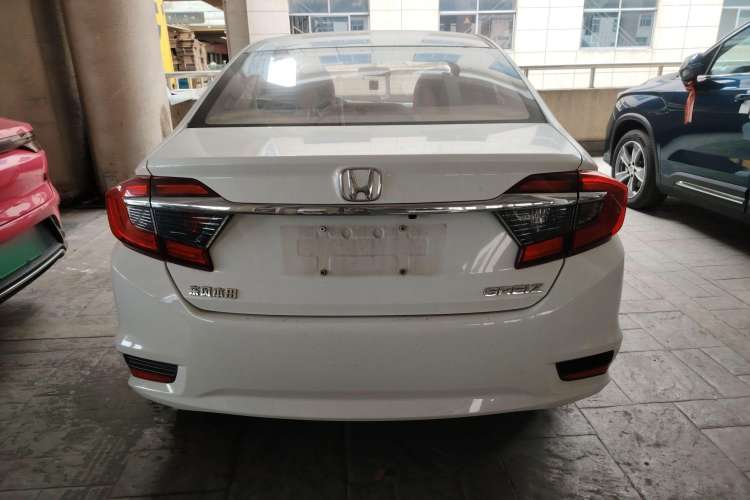 Used Honda Greiz 2016 1.5L CVT Classic Edition Exterior 4