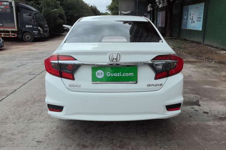 Used Honda Greiz 2016 1.5L CVT Classic Edition Exterior 4