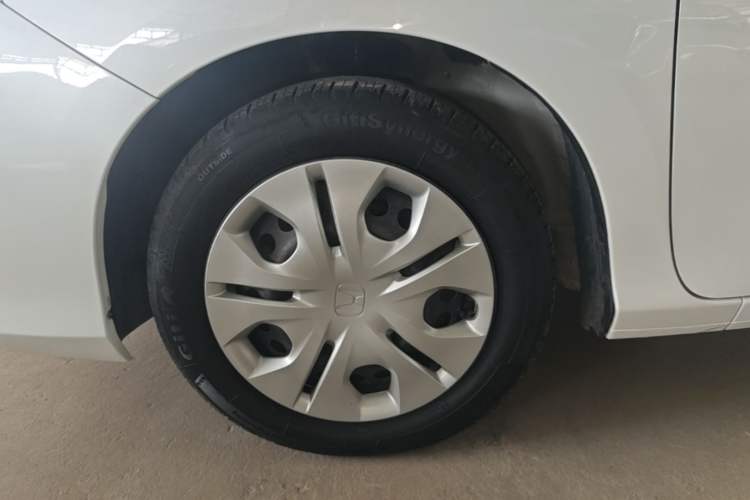 Used Honda Greiz 2016 1.5L CVT Classic Edition Exterior 4