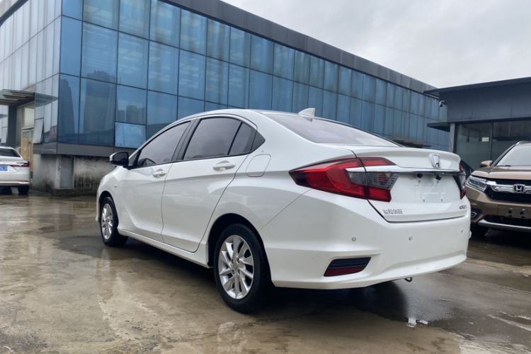 Used Honda Greiz 2016 1.5L CVT Fashion Edition Exterior 5