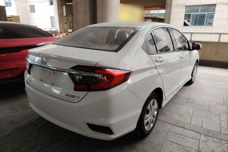Used Honda Greiz 2016 1.5L CVT Classic Edition Exterior 5