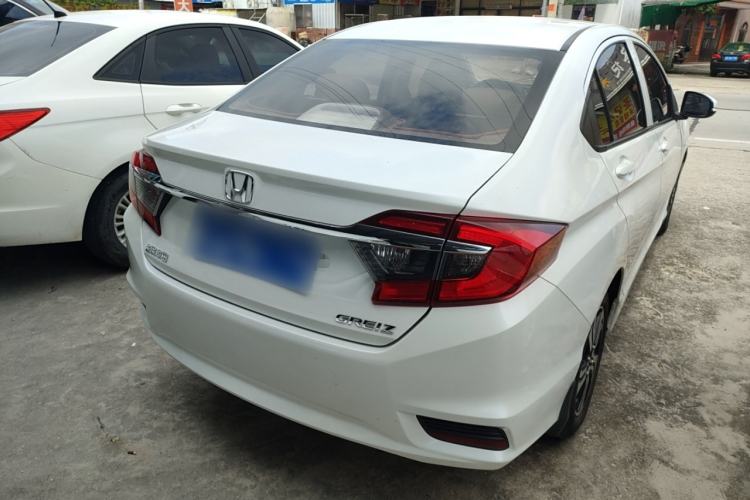 Used Honda Greiz 2016 1.5L CVT Classic Edition Exterior 5