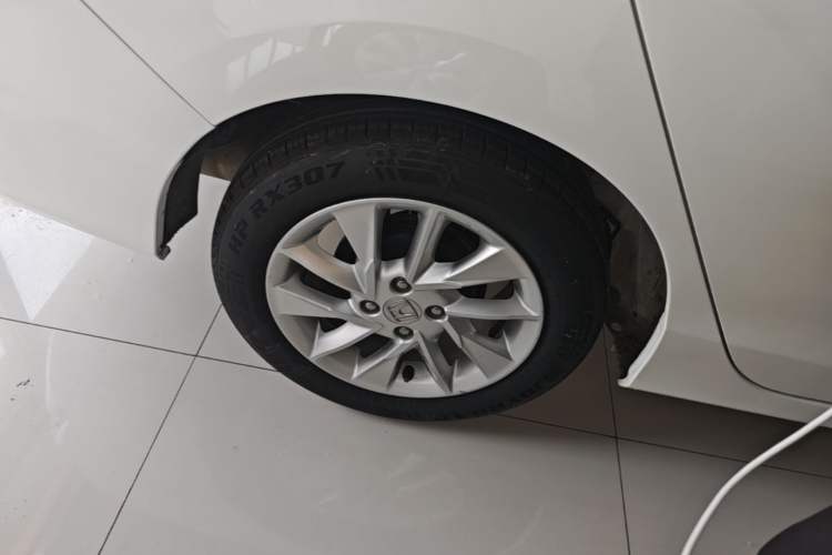 Used Honda Greiz 2016 1.5L CVT Fashion Edition Exterior 5