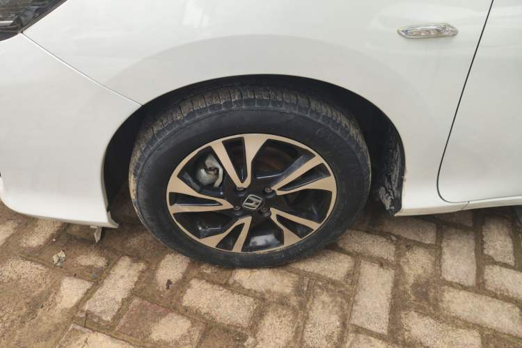 Used Honda Greiz 2016 1.5L CVT Classic Edition Exterior 7