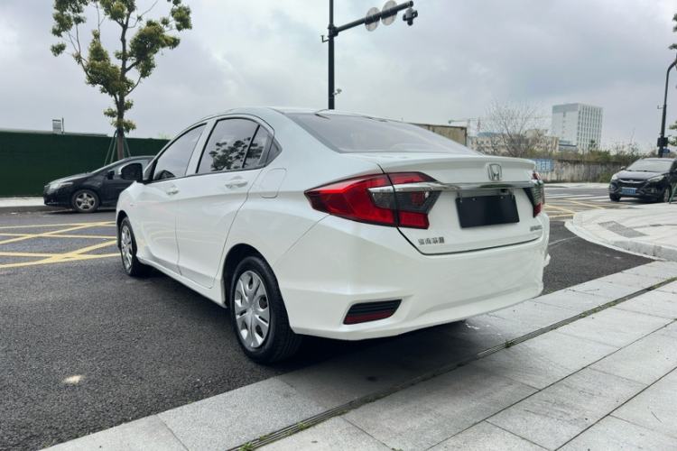 Used Honda Greiz 2016 1.5L CVT Classic Edition Exterior 9