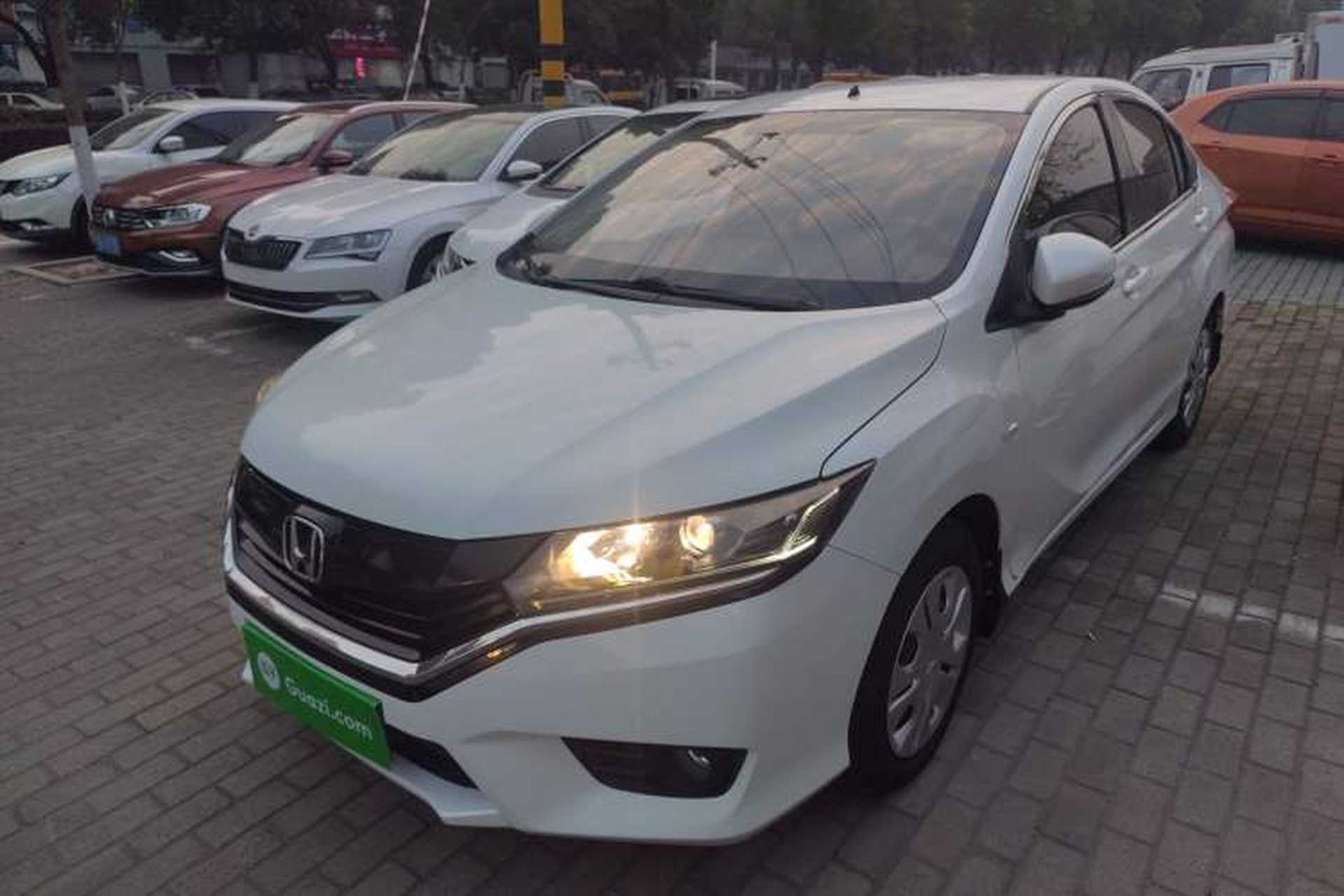 Used Honda Greiz 2016 1.5L CVT Classic Edition Front Left 45 Deg