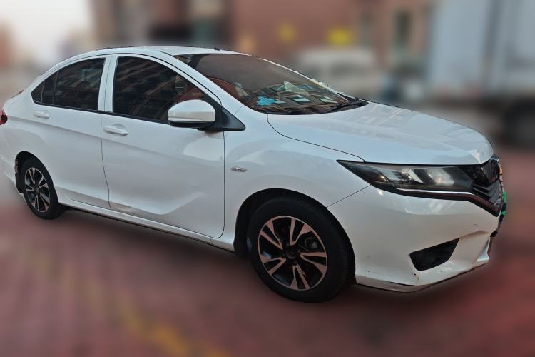 Used Honda Greiz 2016 1.5L CVT Classic Edition Front Right 45 Deg
