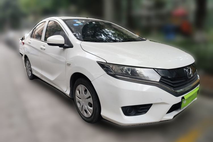 Used Honda Greiz 2016 1.5L CVT Classic Edition Front Right 45 Deg