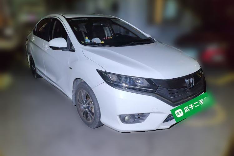 Used Honda Greiz 2016 1.5L CVT Comfort Version Front Right 45 Deg