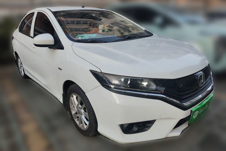 Used Honda Greiz 2016 1.5L Manual Classic Edition Front Right 45 Deg