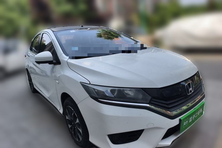 Used Honda Greiz 2016 1.5L Manual Classic Edition Front Right 45 Deg