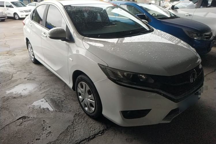 Used Honda Greiz 2016 1.5L CVT Comfort Version Front Right 45 Deg