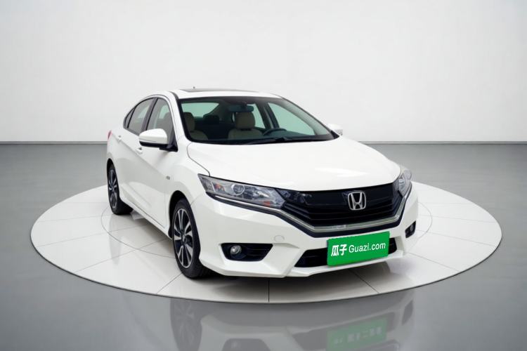 Used Honda Greiz 2016 1.5L CVT Luxury Edition Front Right 45 Deg