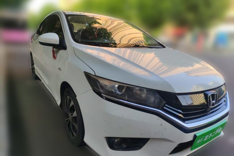 Used Honda Greiz 2016 1.5L CVT Comfort Version Front Right 45 Deg