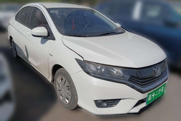 Used Honda Greiz 2016 1.5L CVT Comfort Version Front Right 45 Deg