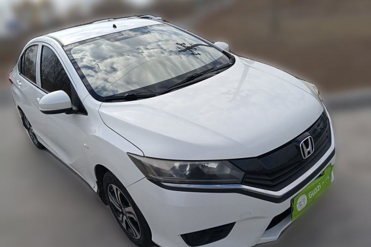 Used Honda Greiz 2016 1.5L Manual Classic Edition Front Right 45 Deg