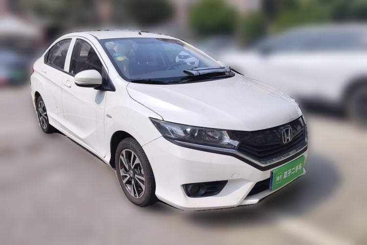 Used Honda Greiz 2016 1.5L Manual Classic Edition Front Right 45 Deg