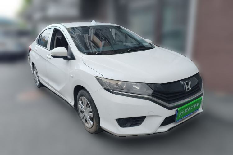 Used Honda Greiz 2016 1.5L CVT Classic Edition Front Right 45 Deg