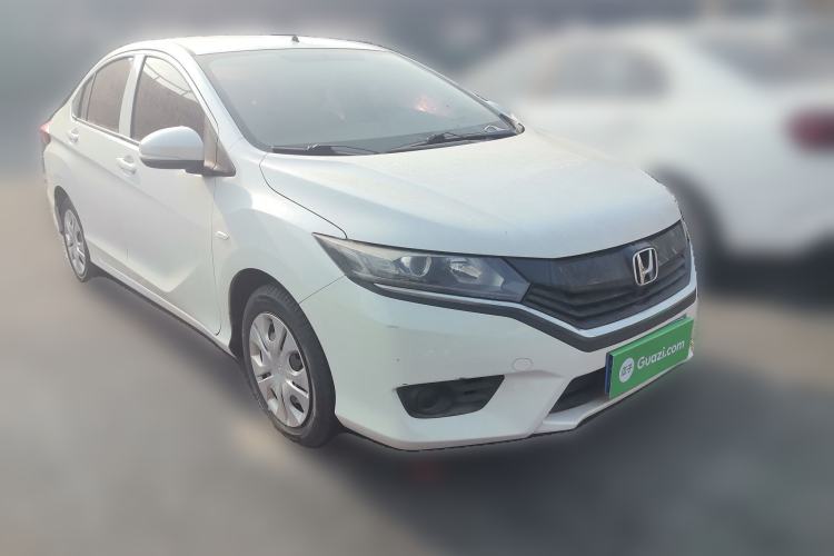 Used Honda Greiz 2016 1.5L CVT Classic Edition Front Right 45 Deg
