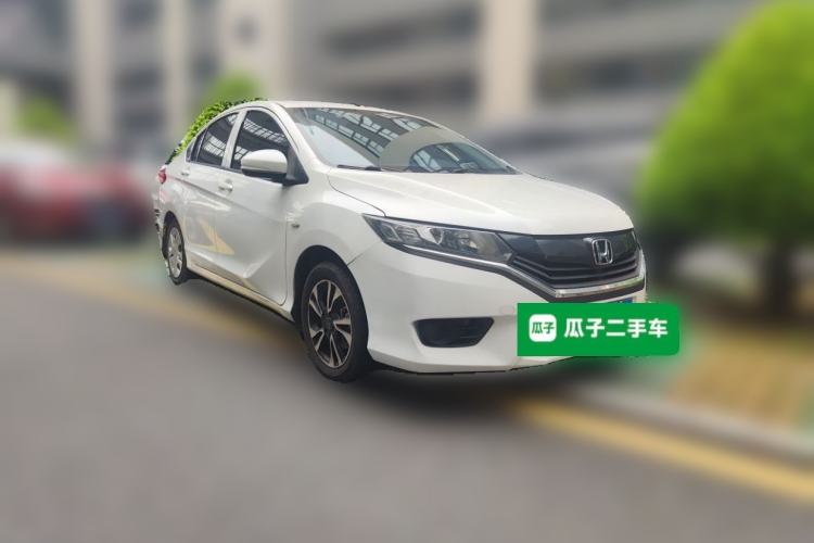 Used Honda Greiz 2016 1.5L CVT Classic Edition Front Right 45 Deg