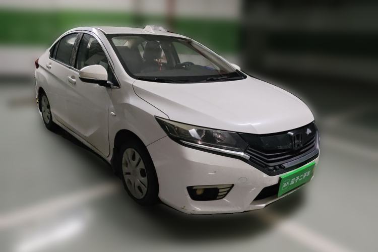 Used Honda Greiz 2016 1.5L CVT Classic Edition Front Right 45 Deg