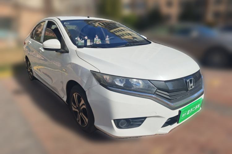 Used Honda Greiz 2016 1.5L CVT Classic Edition Front Right 45 Deg