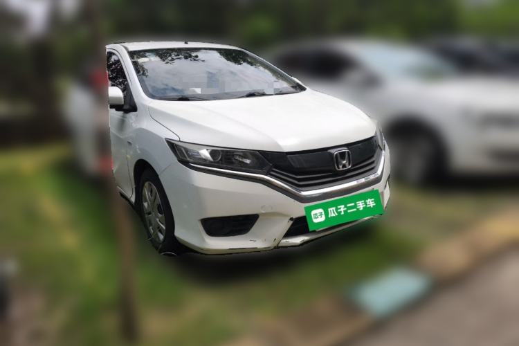 Used Honda Greiz 2016 1.5L Manual Classic Edition Front Right 45 Deg