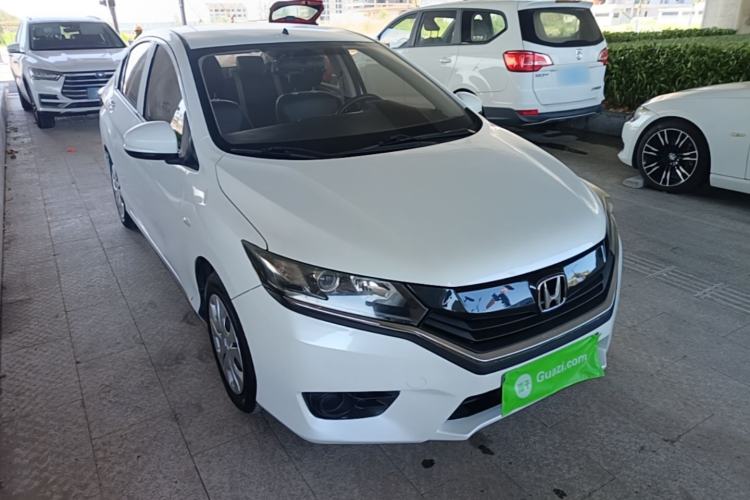 Used Honda Greiz 2016 1.5L CVT Classic Edition Front Right 45 Deg