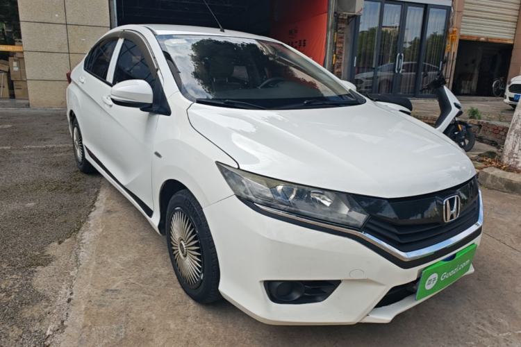 Used Honda Greiz 2016 1.5L CVT Classic Edition Front Right 45 Deg