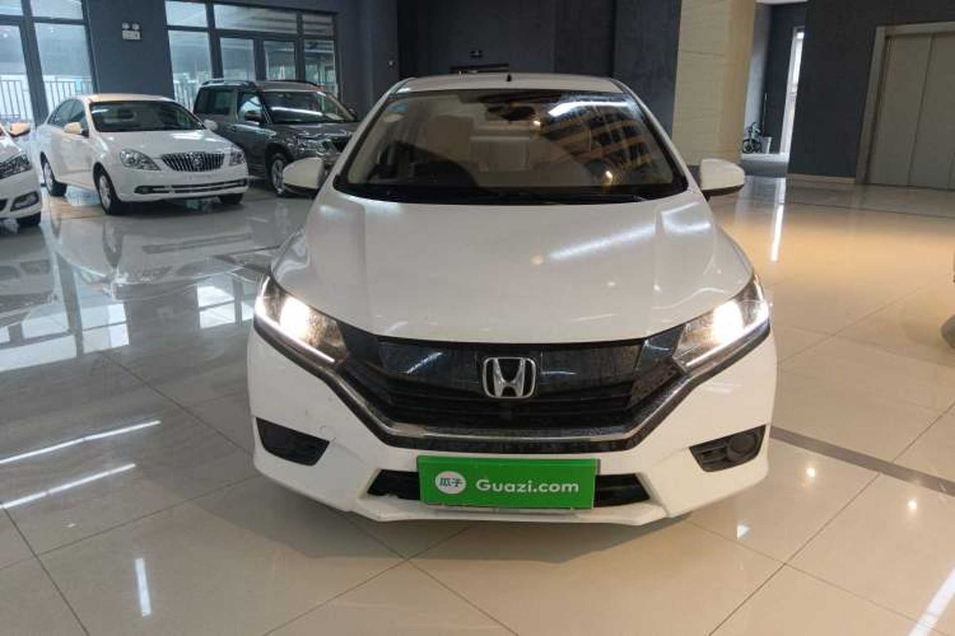 Used Honda Greiz 2016 1.5L Manual Classic Edition Front