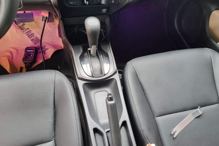 Used Honda Greiz 2016 1.5L CVT Classic Edition Gear Lever
