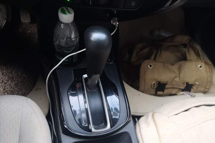 Used Honda Greiz 2016 1.5L CVT Classic Edition Gear Lever