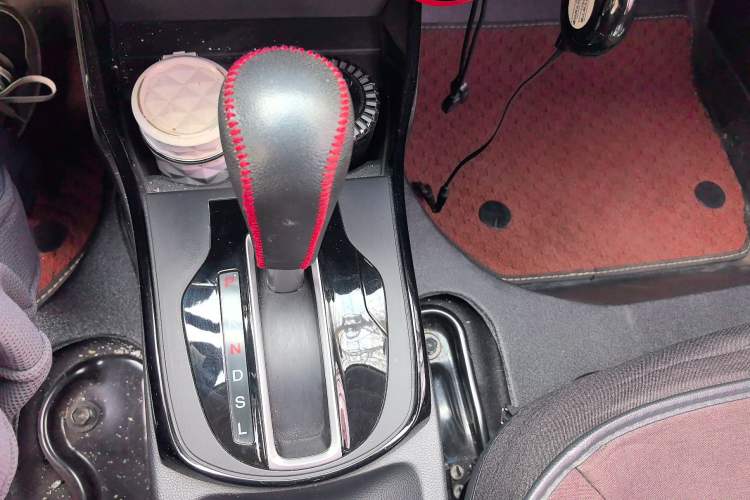 Used Honda Greiz 2016 1.5L CVT Fashion Edition Gear Lever